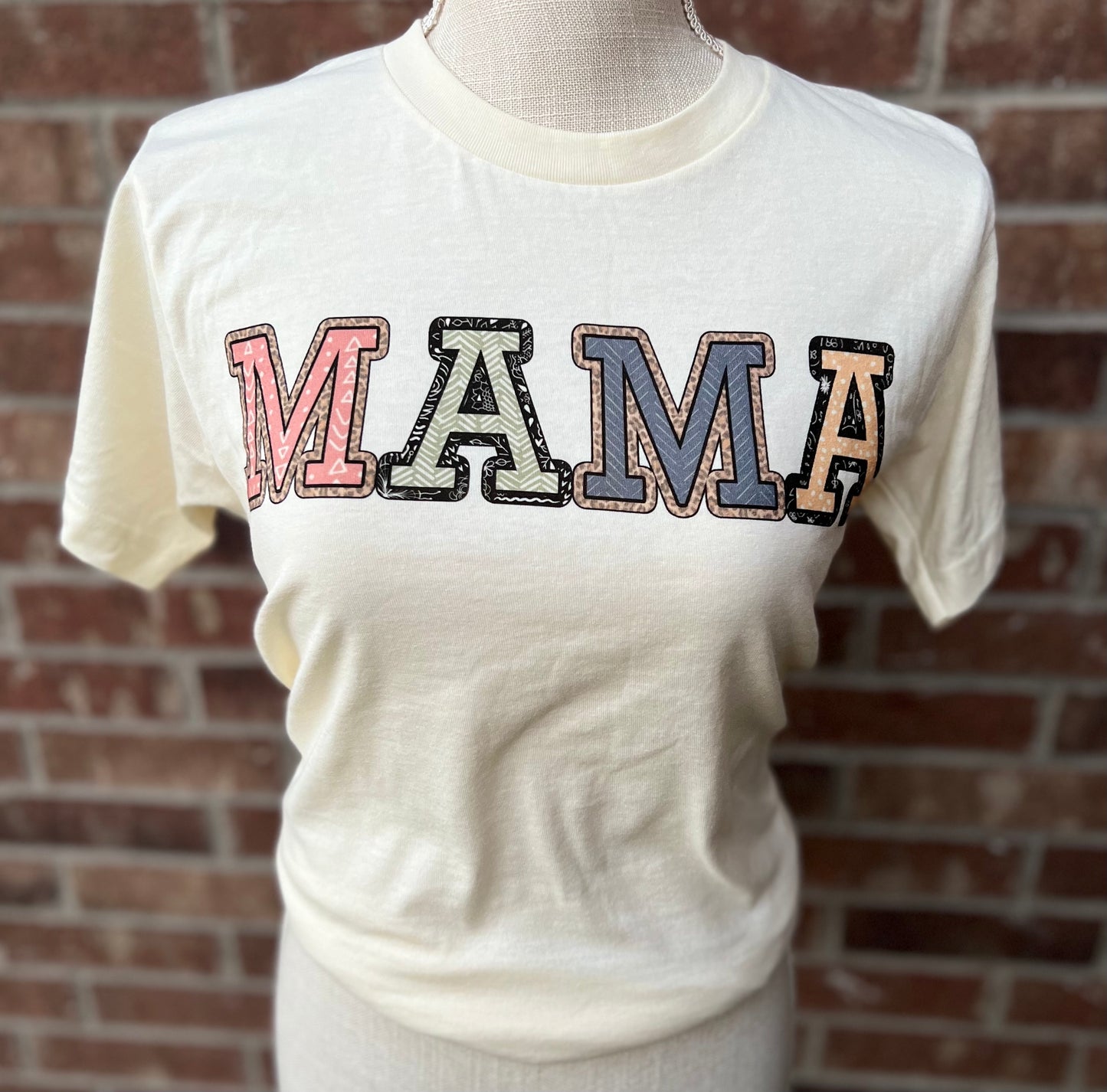 Mama Graphic Tee